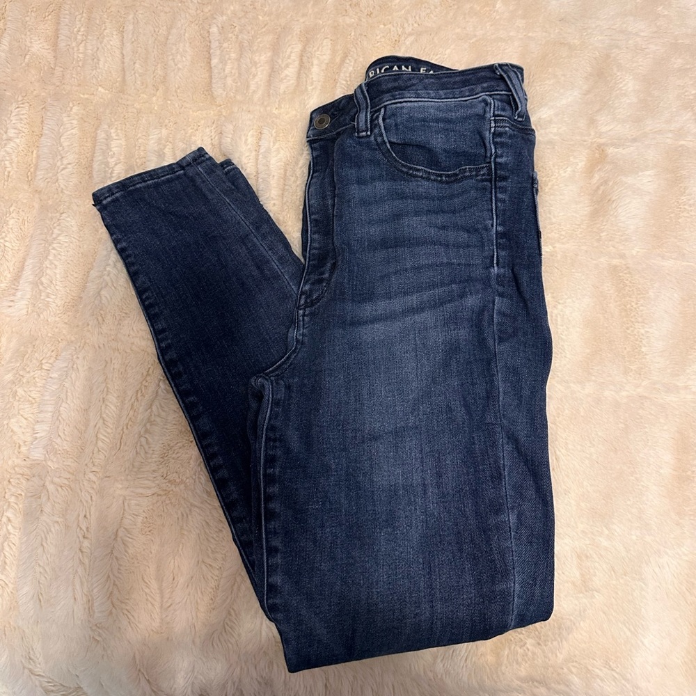 Dark wash American eagle jeans